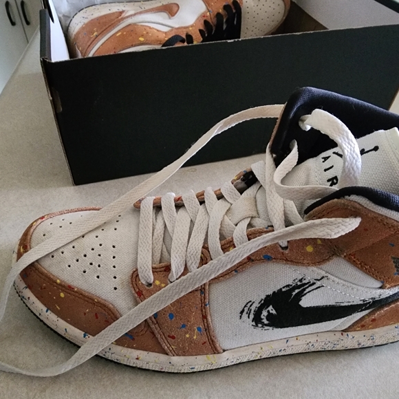 Jordan's - Picture 3 of 4